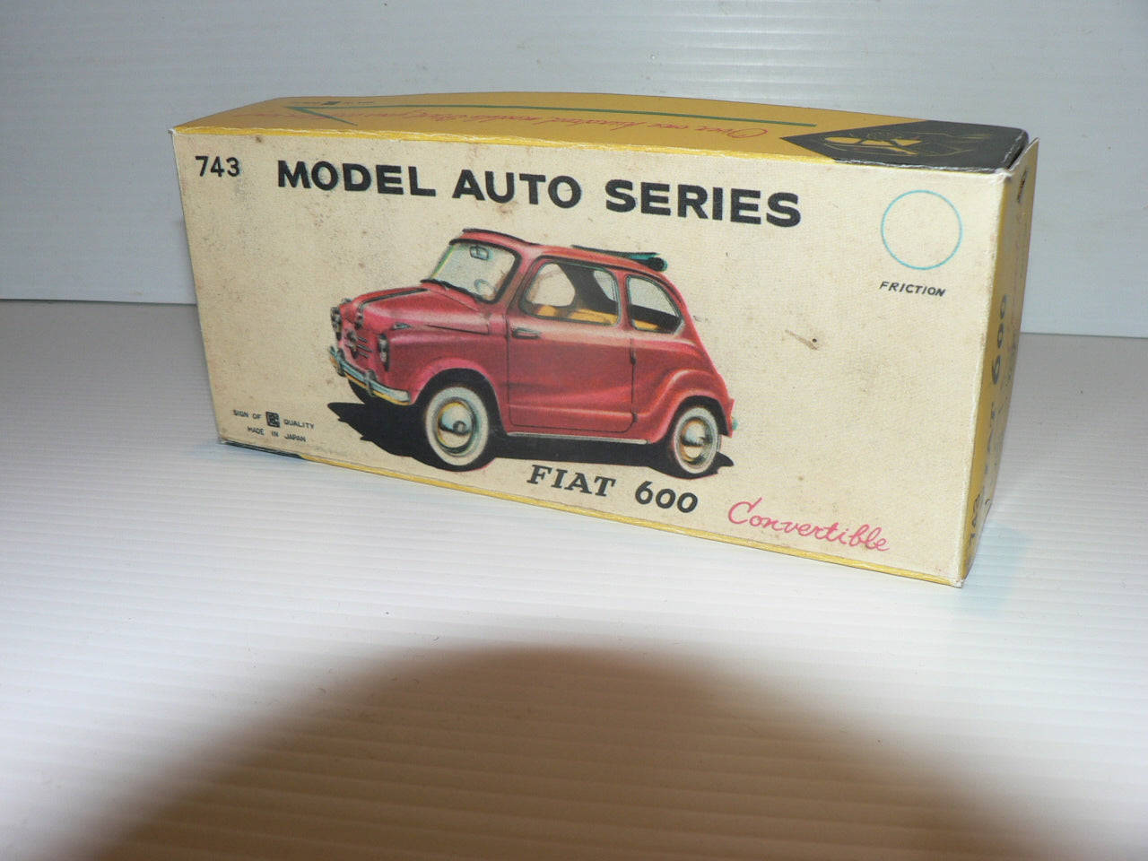 FIAT 500 BOX BY BANDAI