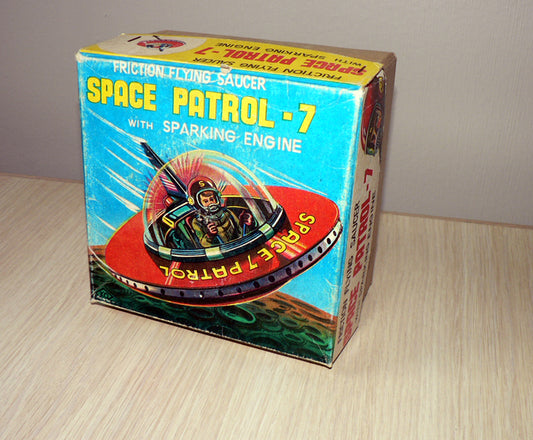 FLYING SAUCER SPACE PATROL7